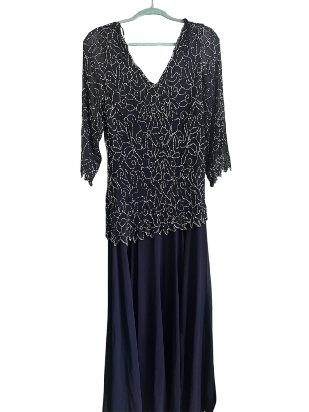 J Kara Women's size 14 W Scallop Asymetrical Hem Beaded Mock 2 Piece Long Dress